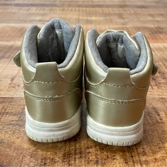 ADORABLE H&M Unisex GOLD high tops sneakers Double Velcro closure - Picture 4 of 11